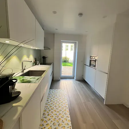 Апартаменты Duplex 3 - Jardin - Terrasse - Parking Au Pied Du Duplex Льеж