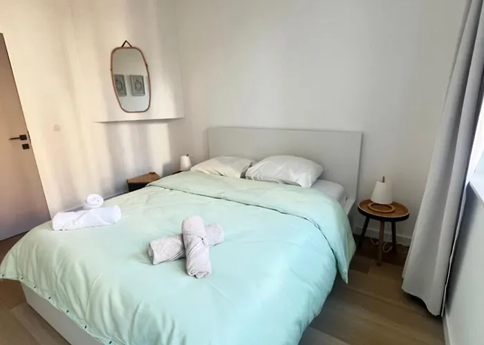 Duplex 3 - Jardin - Terrasse - Parking Au Pied Du Duplex Apartamento Lieja